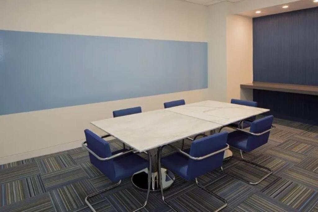 Elegant Apartment W Views At Crystal City อาร์ลิงตัน ภายนอก รูปภาพ