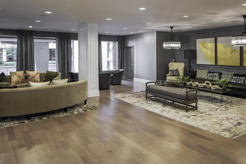 Elegant Apartment W Views At Crystal City อาร์ลิงตัน ภายนอก รูปภาพ