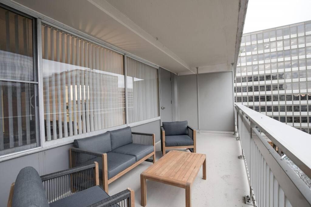 Elegant Apartment W Views At Crystal City อาร์ลิงตัน ภายนอก รูปภาพ