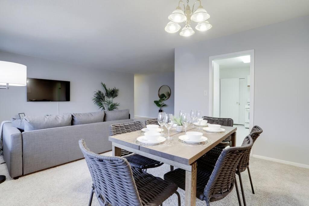 Elegant Apartment W Views At Crystal City อาร์ลิงตัน ภายนอก รูปภาพ